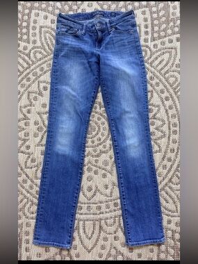 Lucky Brand Sweet Straight Jeans Womens Size 0 / 25 Low Rise Medium Wash Logo